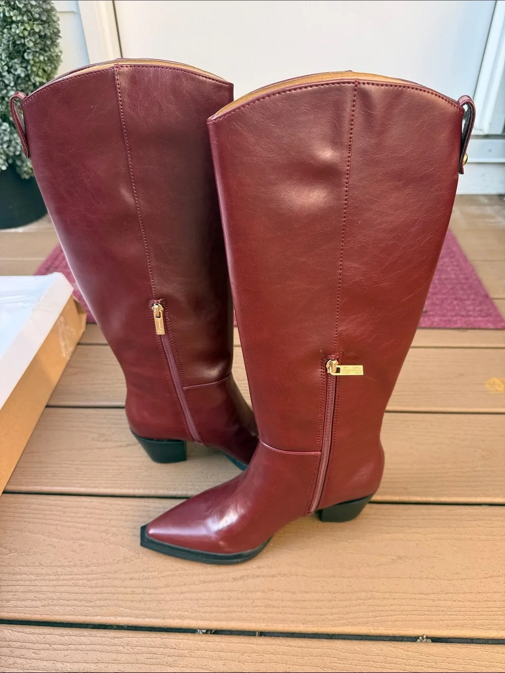 Jessica Simpson Hemmia Knee Boot, Dark Granada, 6